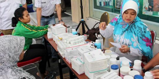 Selain makanan, obat-obatan kedaluwarsa juga banyak beredar