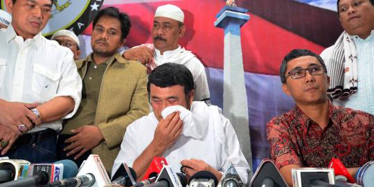 Air mata Rhoma tumpah di Panwaslu