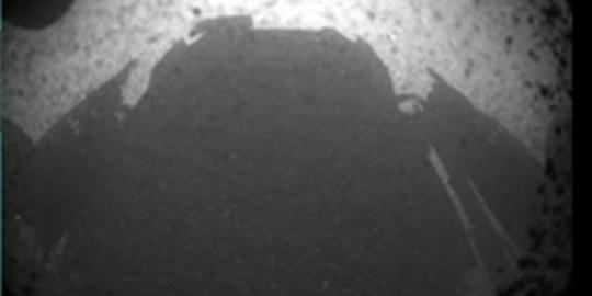 Curiosity berhasil mendarat dan kirim gambar pertama dari Mars