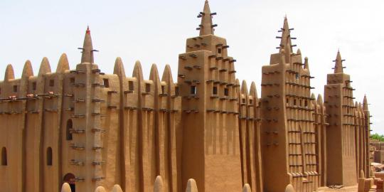 Great Mosque of Djenne, masjid lumpur terbesar di dunia