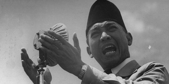 Kisah Soekarno ngecengin calon istri Henk Ngantung