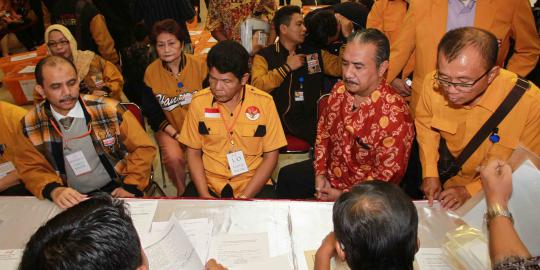 Partai Hanura bawa kelengkapan syarat pemilu ke KPU