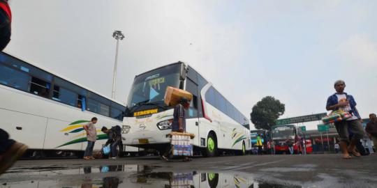 Suasana Terminal Pulogadung 