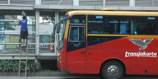 Mampukah CCTV jerat pelaku pelecehan seks di Transjakarta?