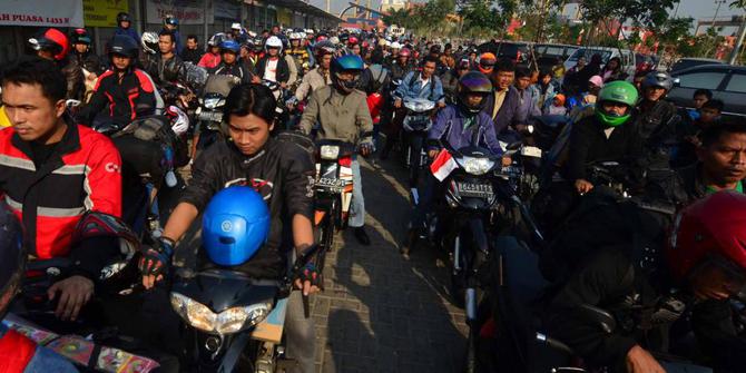 Dalam 4 Hari, 357 Kecelakaan Sepeda Motor Warnai Arus Mudik | Merdeka.com