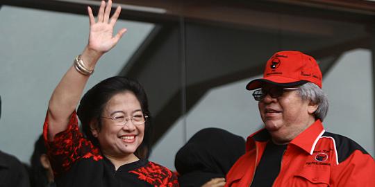 Beri bantuan ke yatim piatu, Mega minta 17 Agustus diingat