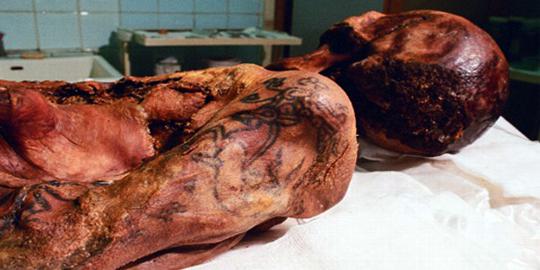 Mumi yang terkubur 2.500 tahun lalu miliki tato indah di lengan