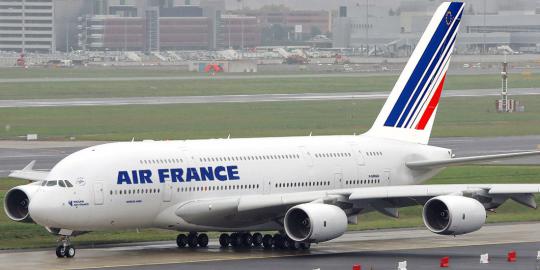 Air France minta uang ke penumpang buat bayar avgas