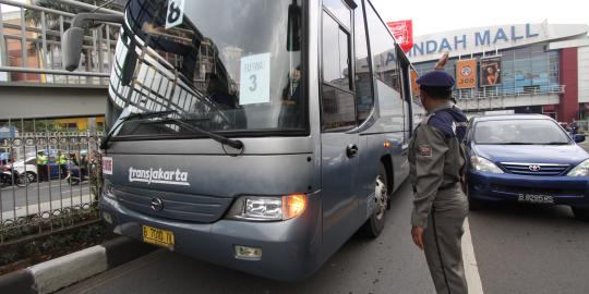 Malam takbiran, bus Transjakarta kurangi jam operasional