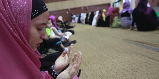 Salat Idul Fitri 1433 H muslimin Yunani