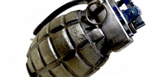 Pemulung temukan granat, bom, dan peluru di tempat sampah