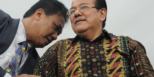 deretan tersangka korupsi yang dibela yusril