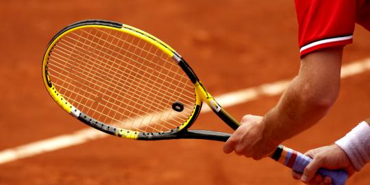 Raket tenis setinggi 15 meter pecahkan rekor Guinness 