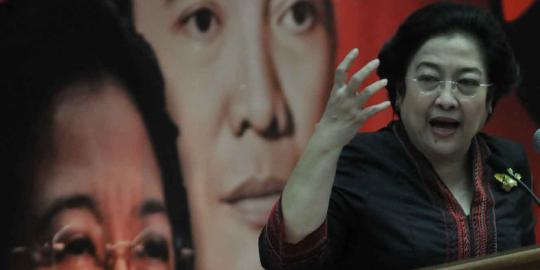 Megawati: Soal capres, tunggu saja