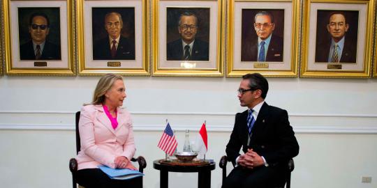 Hillary Clinton: kelompok minoritas apapun harus dilindungi