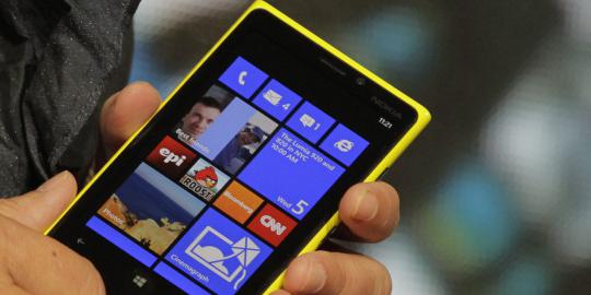 Nokia perkenalkan ponsel pintar cantik Lumia 920