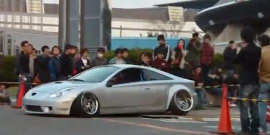 Toyota Celica dengan cember super extreme merdeka com