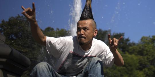 Pria ini pecahkan rekor Mohawk tertinggi di dunia