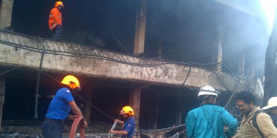 Benarkah Pasar Turi Lama Surabaya dibakar?