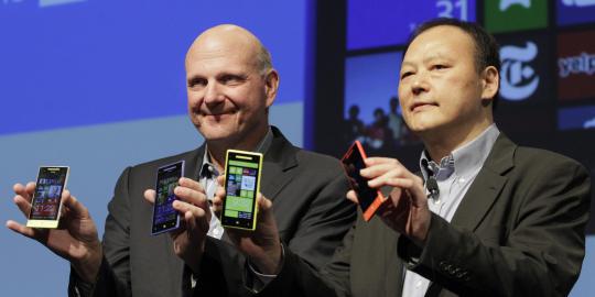 HTC luncurkan ponsel pintar HTC Windows Phone 8X dan 8S