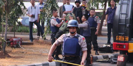 Polisi amankan puluhan bom dari penggerebekan di Solo