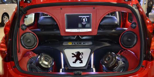 Paket full audio Peugeot 107 tambah Rp 64 juta  merdeka.com