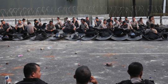 1.310 Polisi amankan 3 unjuk rasa di Surabaya siang ini