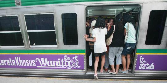 Manjakan kaum hawa, KRL khusus wanita diluncurkan