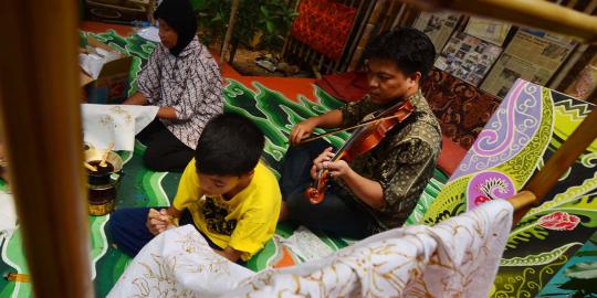 Belajar membatik di Kampung Batik Jakarta