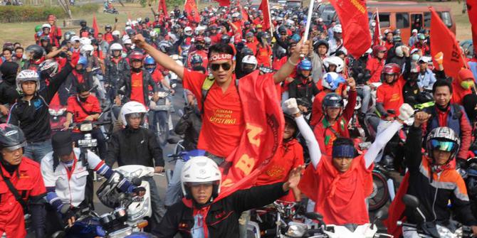 Pecahkan kaca truk kontainer, dua buruh dibawa polisi 