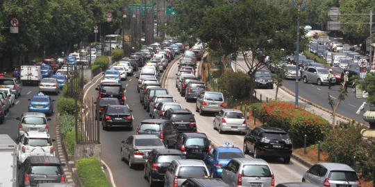 Terjebak macet berjam-jam, pengendara maklumi demo buruh