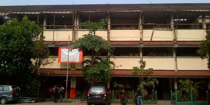 Renovasi gedung mangkrak, 800 siswa SD Petojo ngungsi 