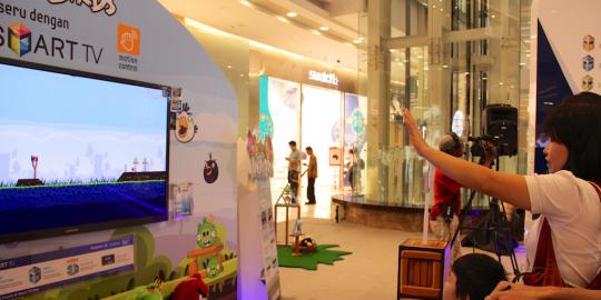 Samsung usung game Angry Birds pada Smart TV