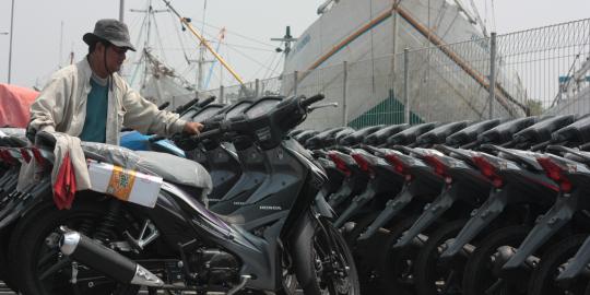 Leasing dilarang tarik kendaraan motor yang belum lunas