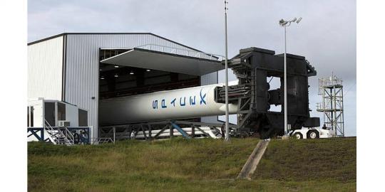 SpaceX akan jadi kurir ice cream angkasa