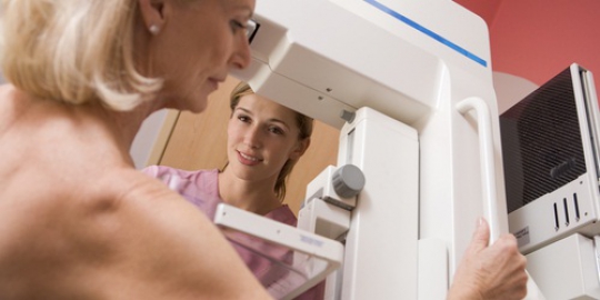 8 cara menjaga kesehatan payudara