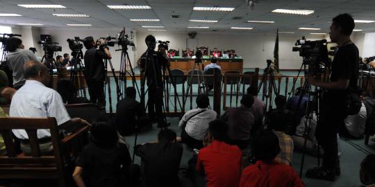 Korupsi, Ketua DPRD Jateng dituntut 7,5 tahun bui