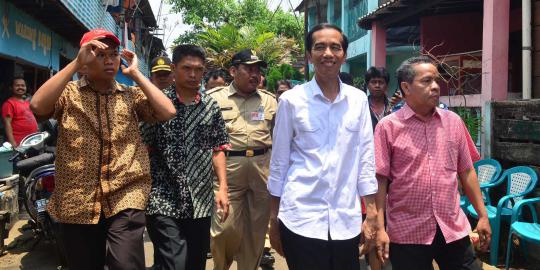 Blusukan, Jokowi awasi pembangunan di kampung-kampung