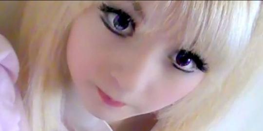 Video remaja Polandia mirip boneka dilihat 30 juta kali
