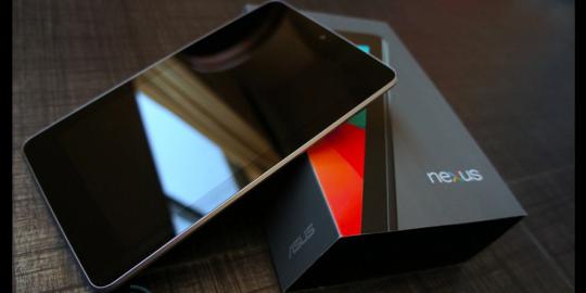 Nexus 7 versi 16 GB turun harga