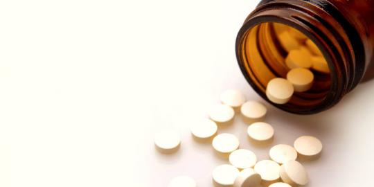 Kebiasaan minum obat tidur merusak kesehatan