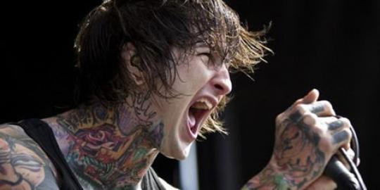 Vokalis Suicide Silence meninggal dunia