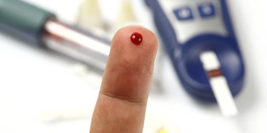 Cara mengatasi masalah kaki pada penderita diabetes 