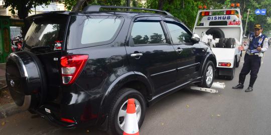 Pengawasan lahan parkir lemah