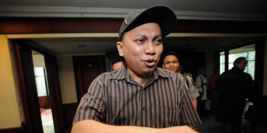 tambunan mengubah penampilan