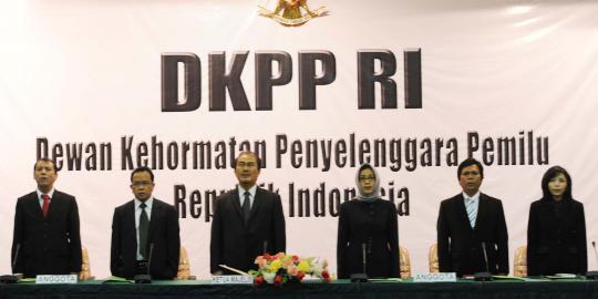 Sidang kode etik, DKPP malah curhat belum punya kantor dan gaji