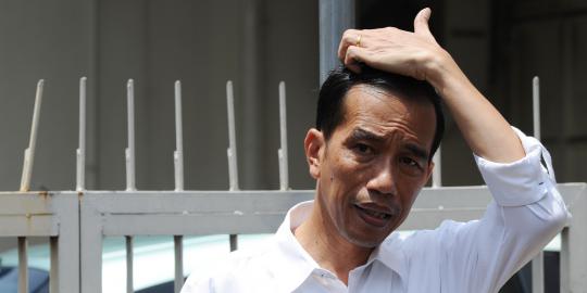Baru tiga pekan jadi gubernur, Jokowi mengaku pusing
