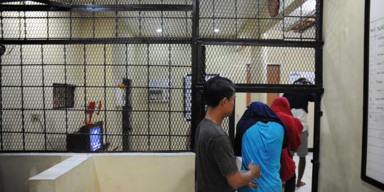 Lapas Kerobokan Bali ricuh, antarnapi saling serang