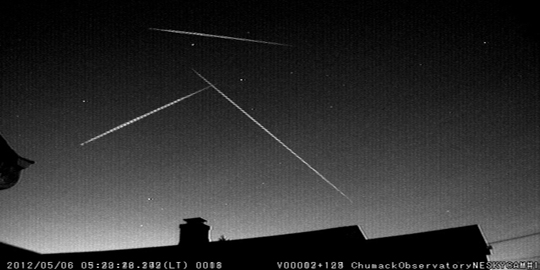 8 meteor terkenal yang hiasi langit bumi di tahun 2012