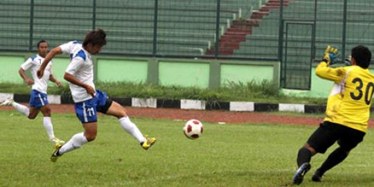 Persib akui butuh lawan tim ISL